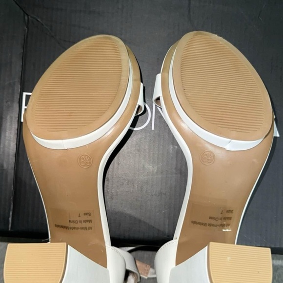 Brand new just damage box when I got them - Picture 3 of 3